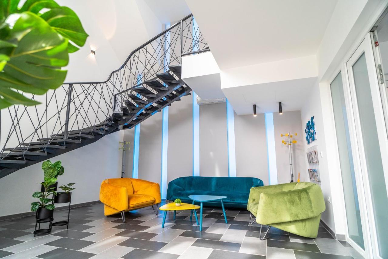 La Vita Premium Panzio Gyula Exteriör bild